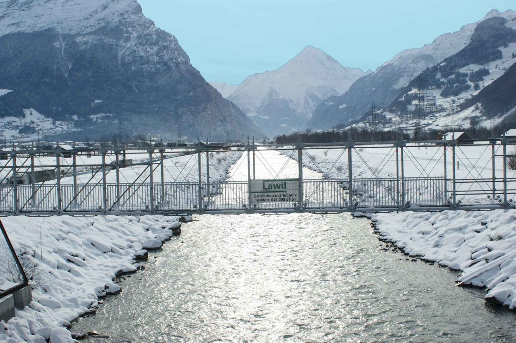 Allround Bridging System provided temporary bridge over river