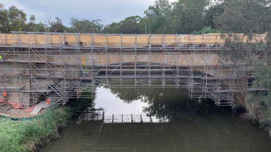 cantilever scaffolding landsdowne bridge