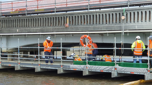 Innovative FlexBeam bridge scaffold