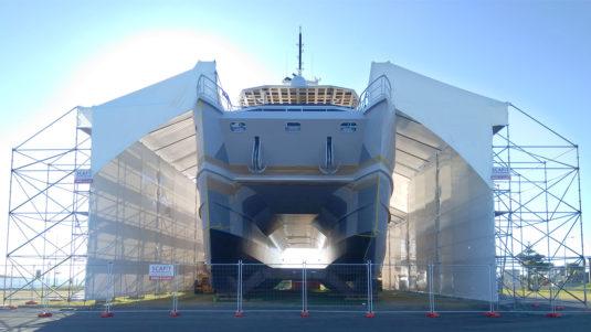 The Beast - scaffolding a superyacht